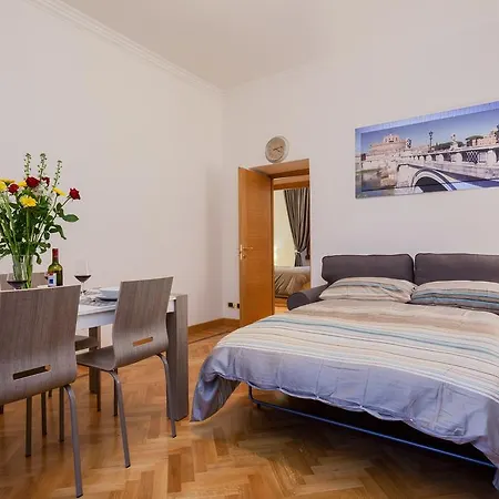 Vatican Loris House Hébergement de vacances *