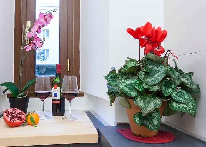 Vatican Loris House * Řím