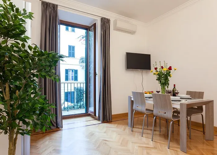 Vatican Loris House *